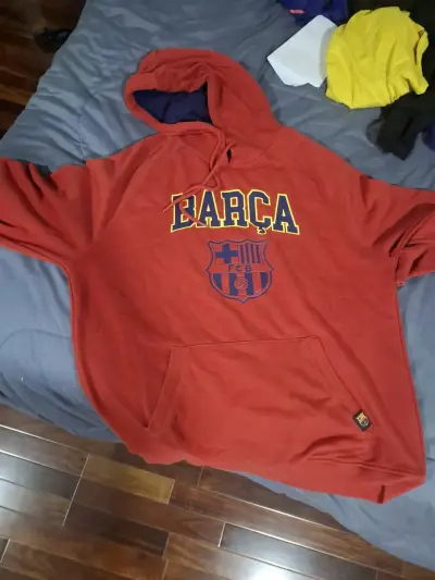 Polerón rojo Barça con capucha - miniatura 1