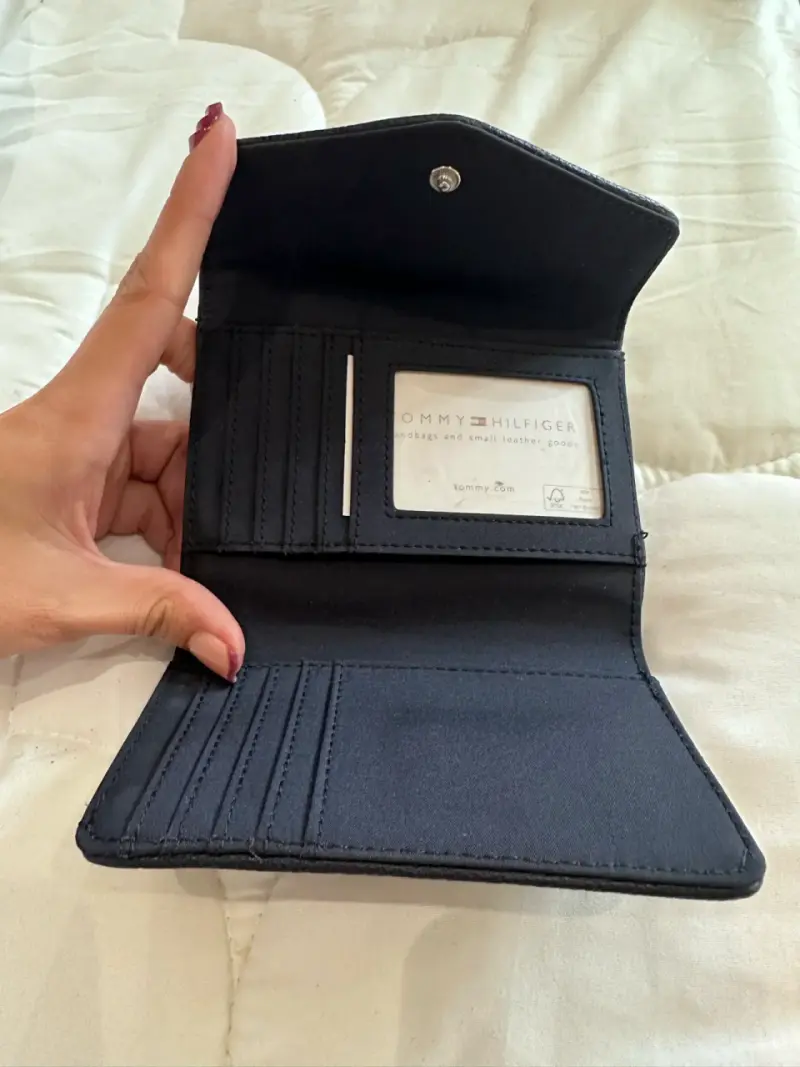 Billetera azul Tommy Hilfiger - 3
