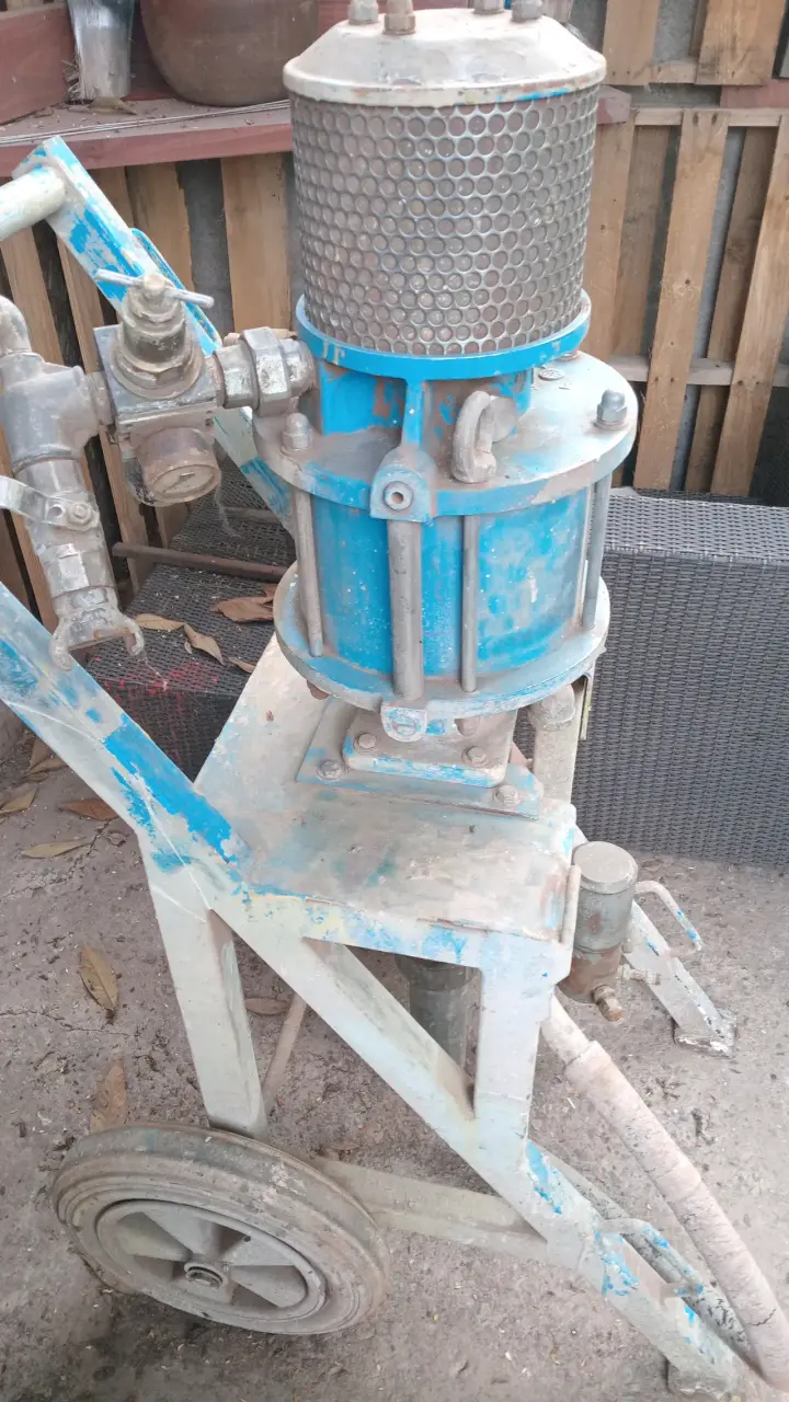 Máquina mezcladora de pintura industrial - 1