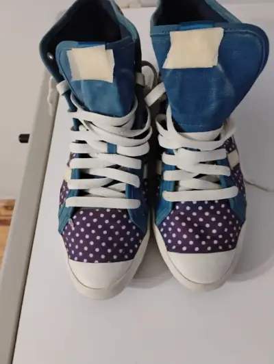 Zapatillas Adidas altas de lunares - miniatura 2