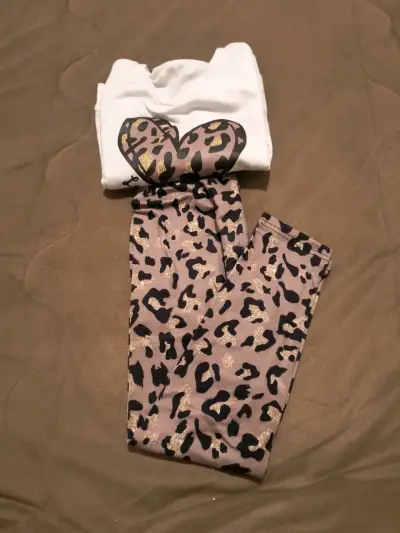 Chaqueta mezclilla con capucha - miniatura 5