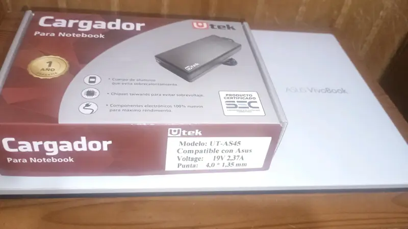 Laptop ASUS VivoBook gris - 2