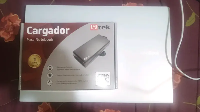 Laptop ASUS VivoBook gris - 3