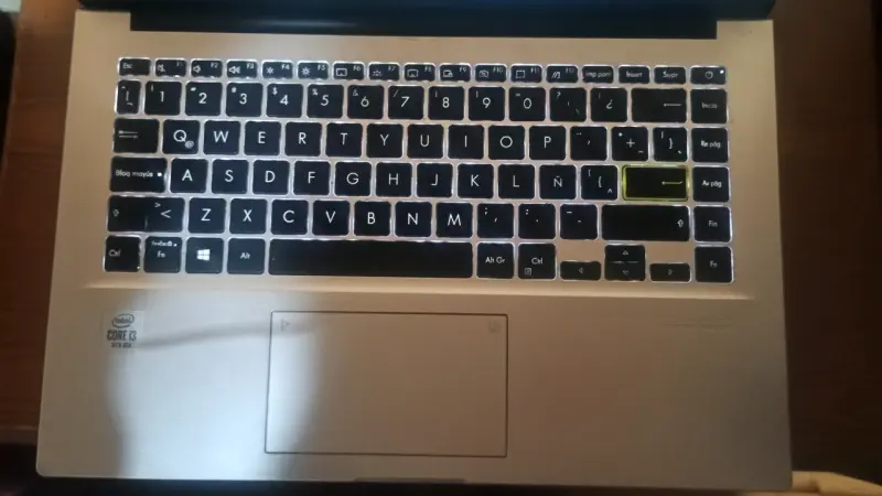 Laptop ASUS VivoBook gris - 6