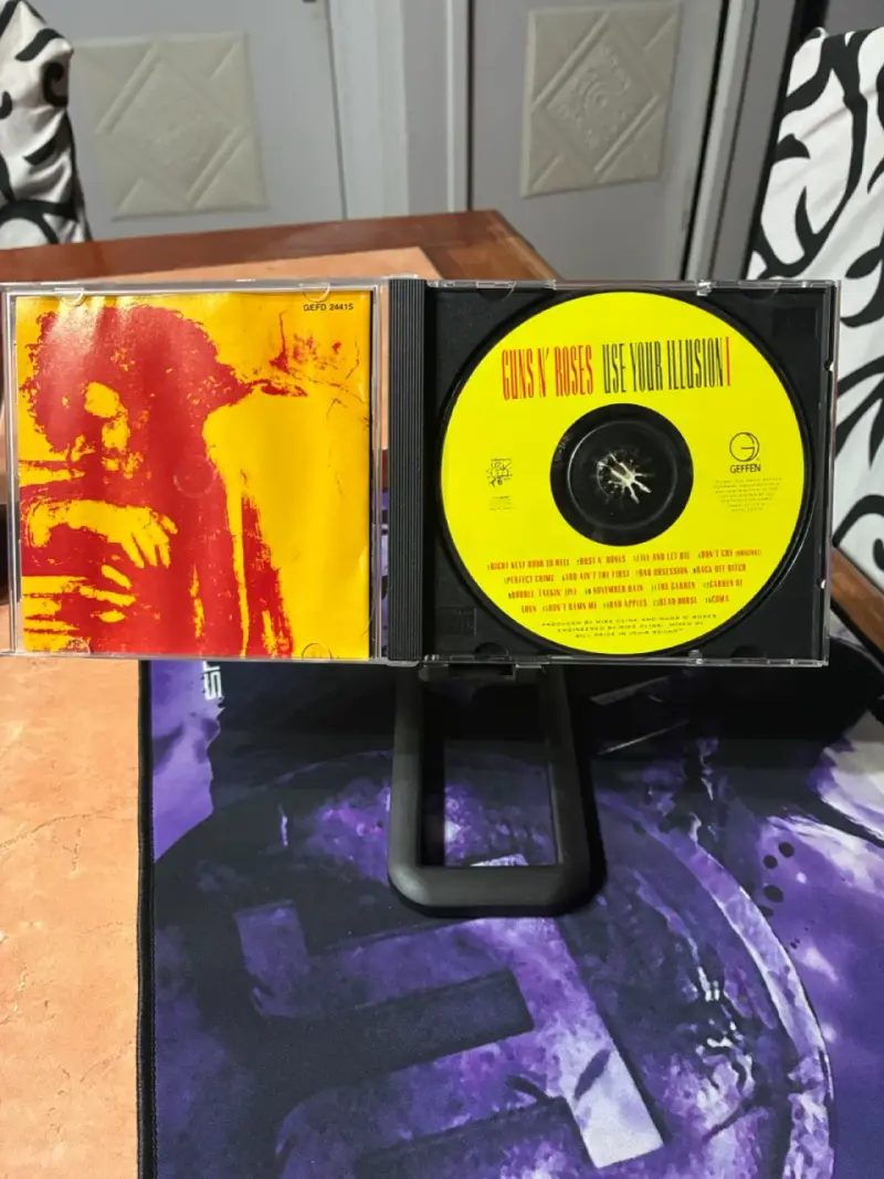 CD Guns N' Roses Use Your Illusion I - 3