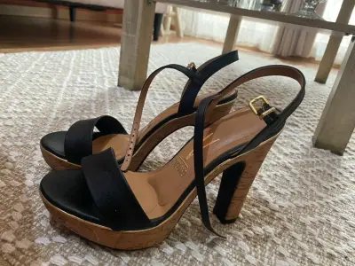 Sandalias de tacón alto negras - miniatura 1