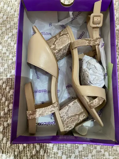Sandalias beige Azaleia - miniatura 4