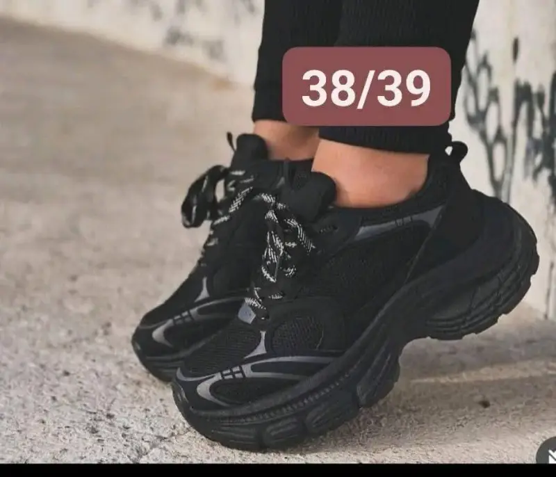 Zapatillas deportivas negras - 3