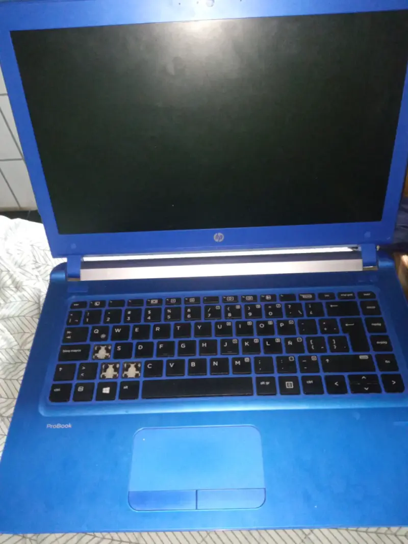 Laptop azul HP usado - 2