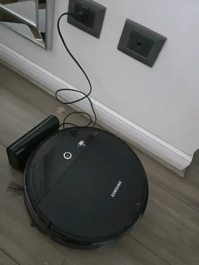 Aspiradora robot Samsung negra - miniatura 1