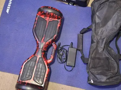 Hoverboard rojo con cargador - miniatura 1
