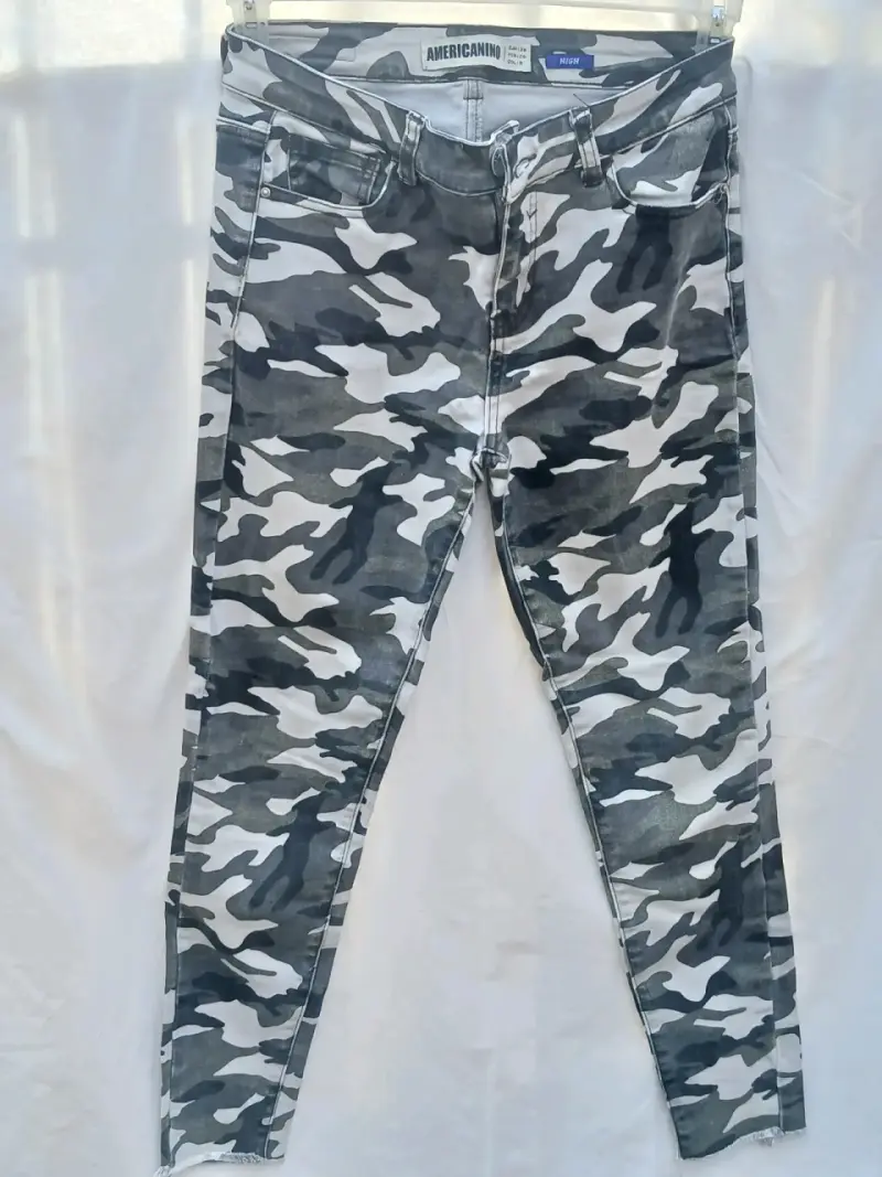 Jeans Americanino camuflado T.38 - 1
