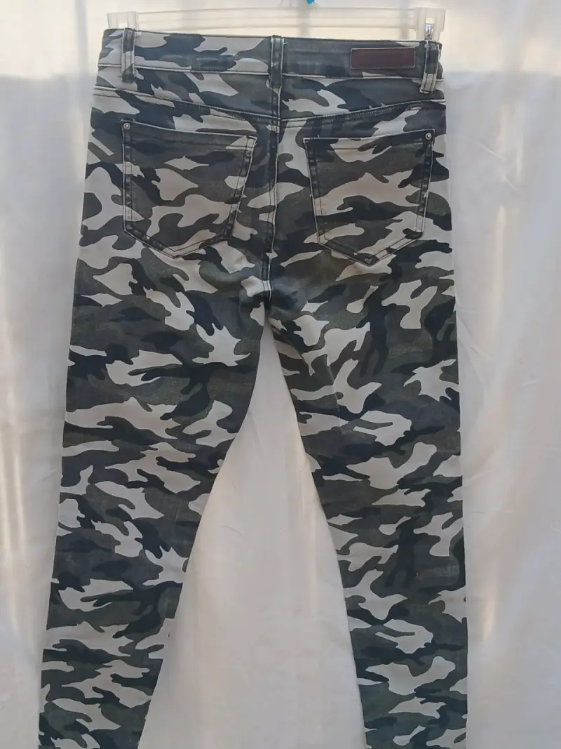 Jeans Americanino camuflado T.38 - 2
