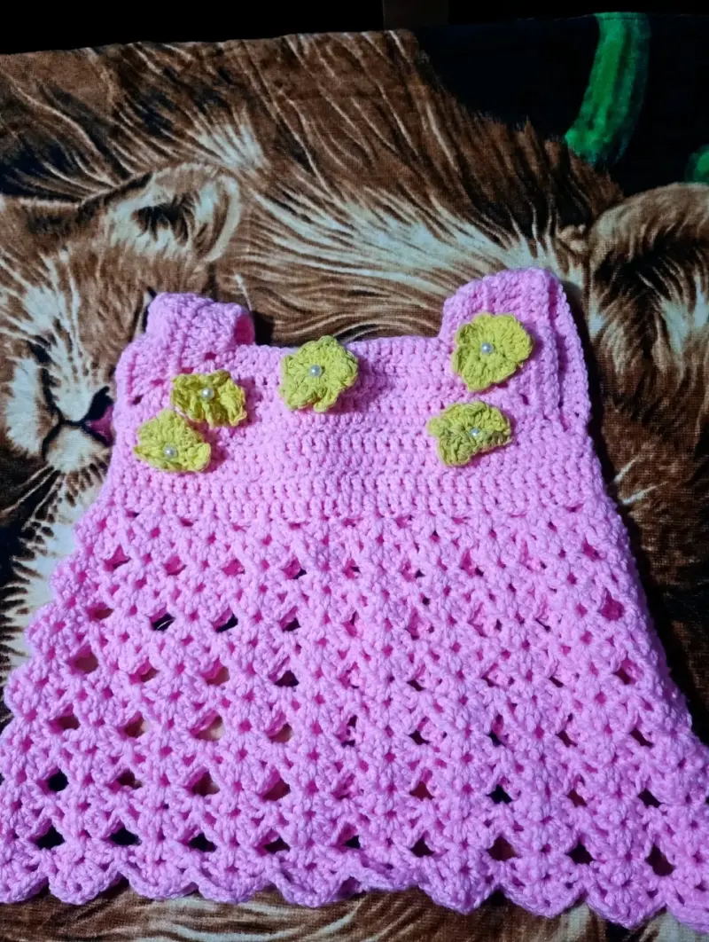 Vestido tejido rosa para bebé - 2