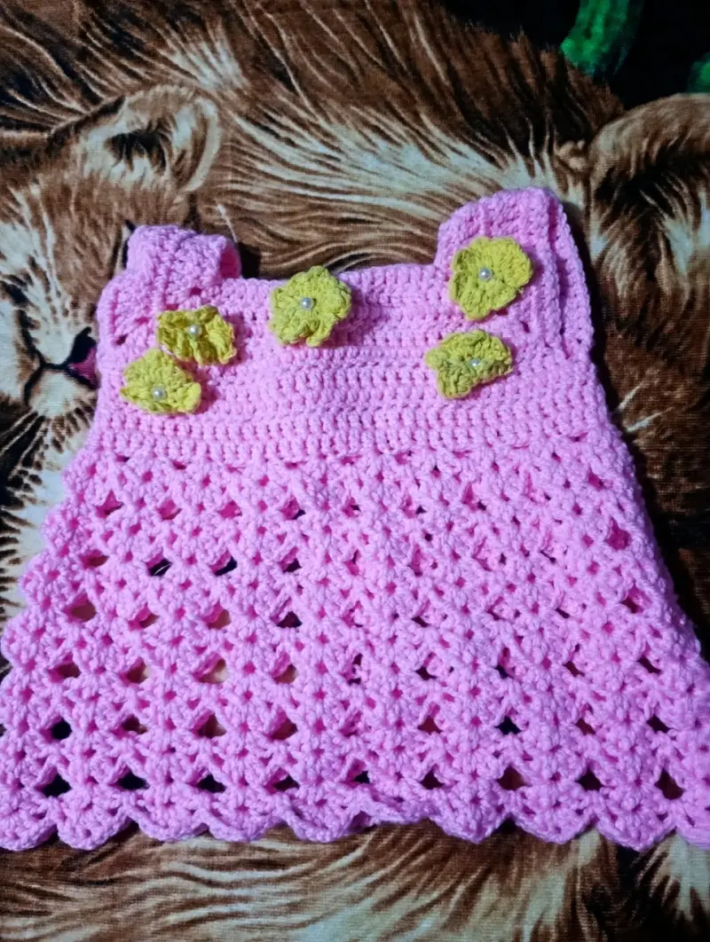 Vestido tejido rosa para bebé - 3