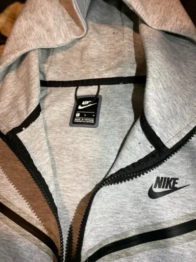 Conjunto Nike tech Talla M - miniatura 2