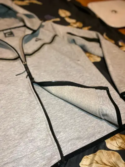 Conjunto Nike tech Talla M - miniatura 3