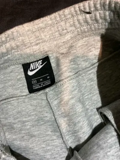 Conjunto Nike tech Talla M - miniatura 5