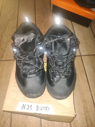 Zapatillas deportivas talla 33.5 - miniatura 2
