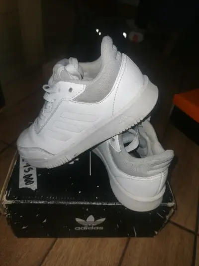 Zapatillas deportivas talla 33.5 - miniatura 3