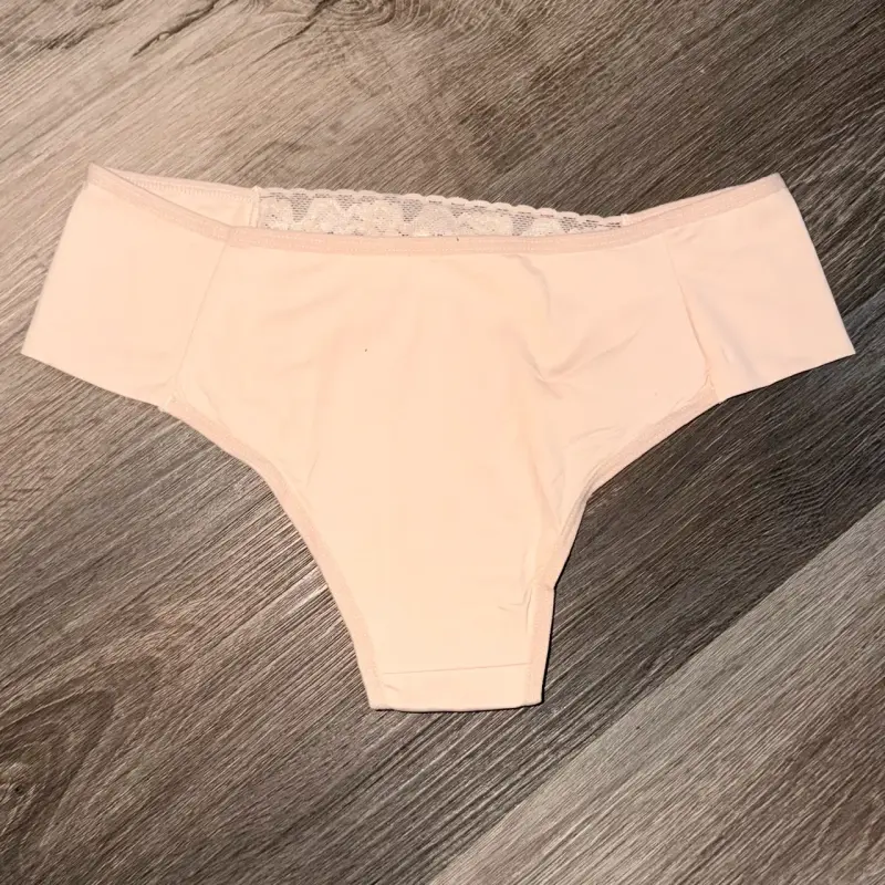 Tanga lary beige L - 2