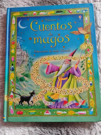 Libro Cuentos de Magos Usborne - miniatura 1