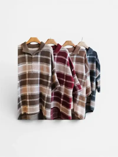 Poncho a cuadros rojos y beige - miniatura 3