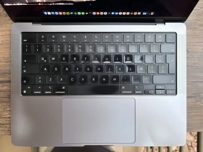 Macbook Pro M1 Pro - 4