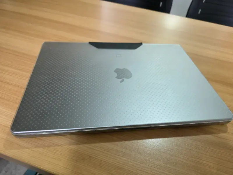 MacBook Pro M1 16" - 4