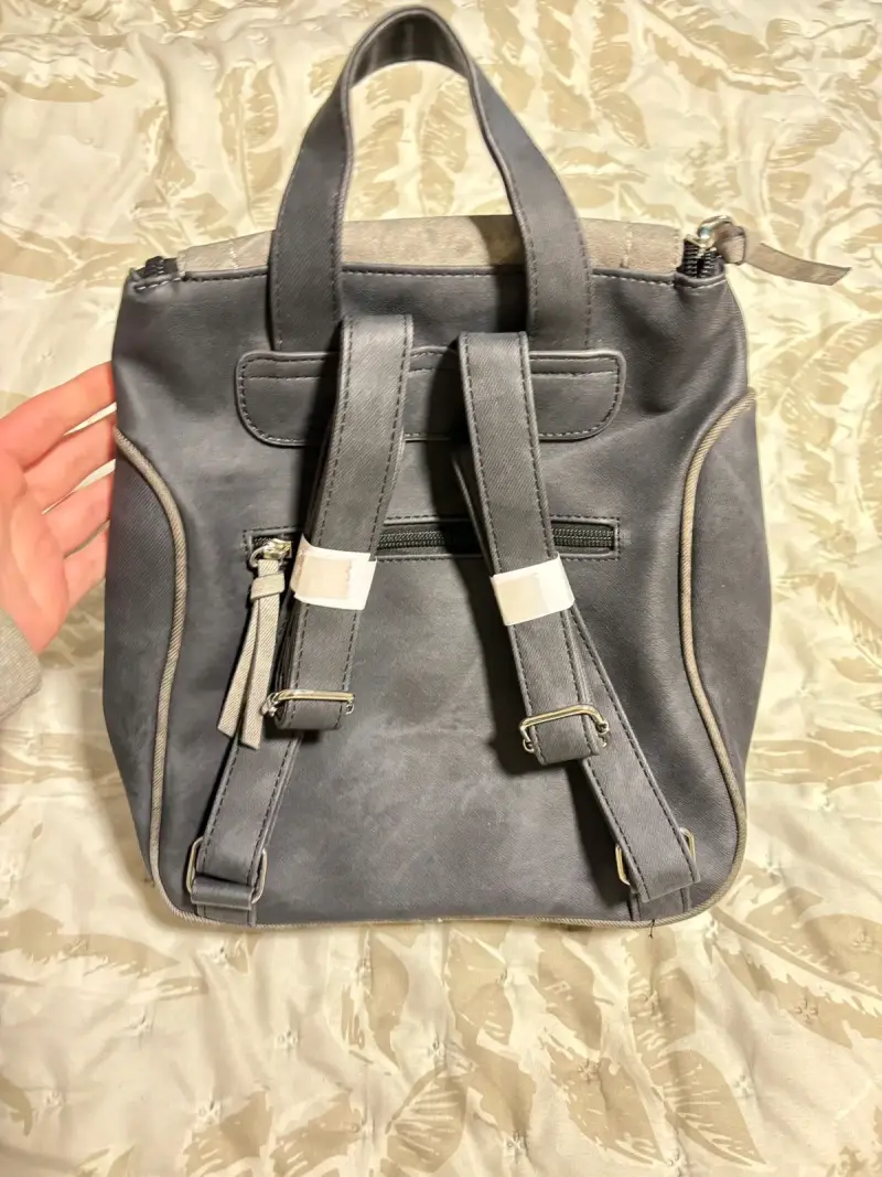 Mochila gris estilo casual - 2