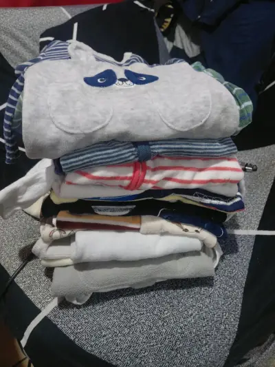 Lote de ropa infantil variada 3-6 meses - miniatura 2