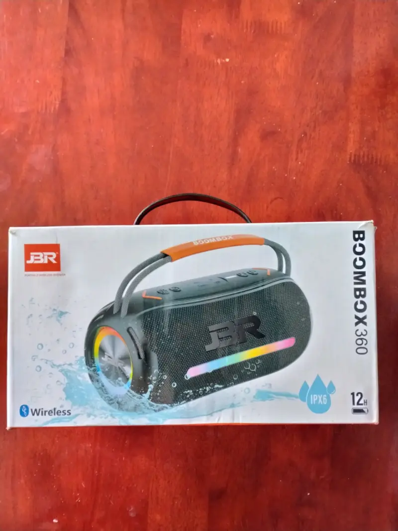 Parlante Bluetooth resistente al agua - 1