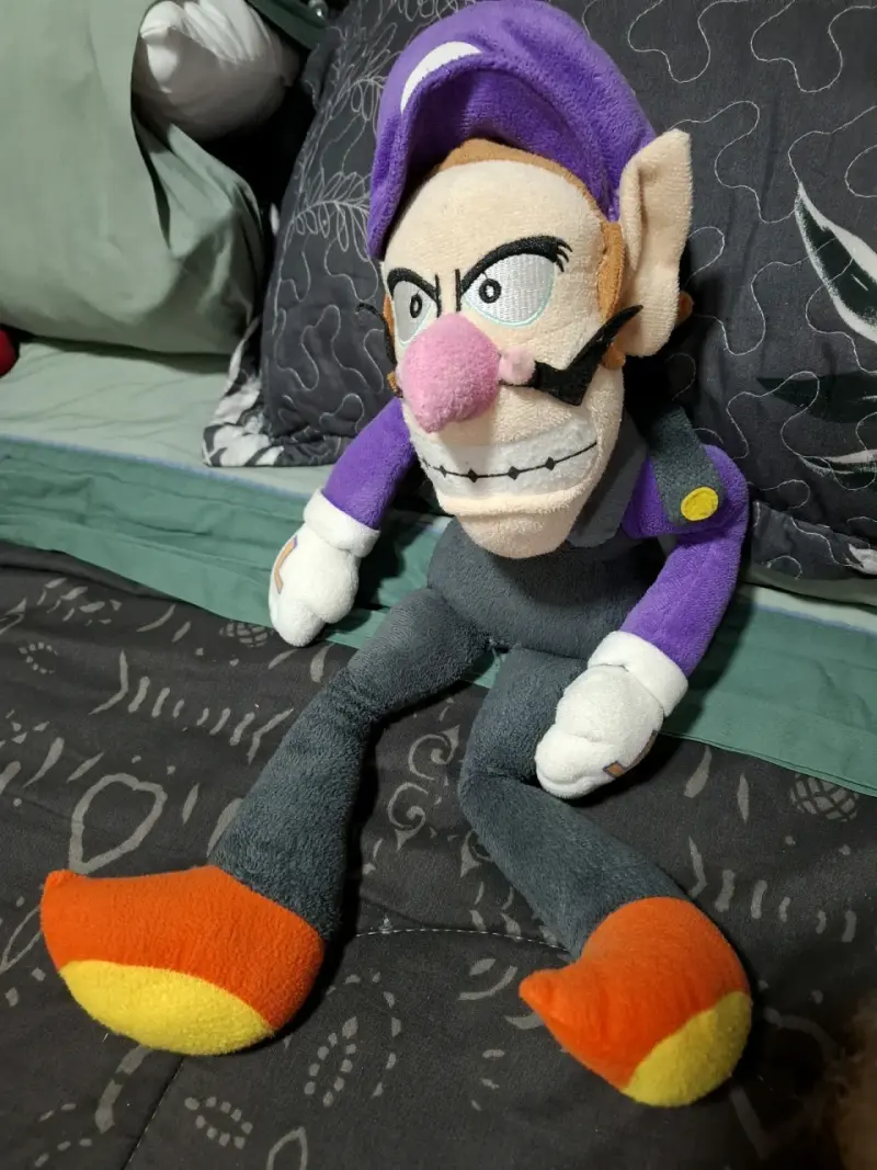 Peluche grande personaje morado