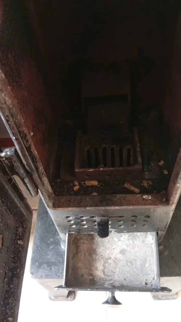Estufa a pellets negra - 2