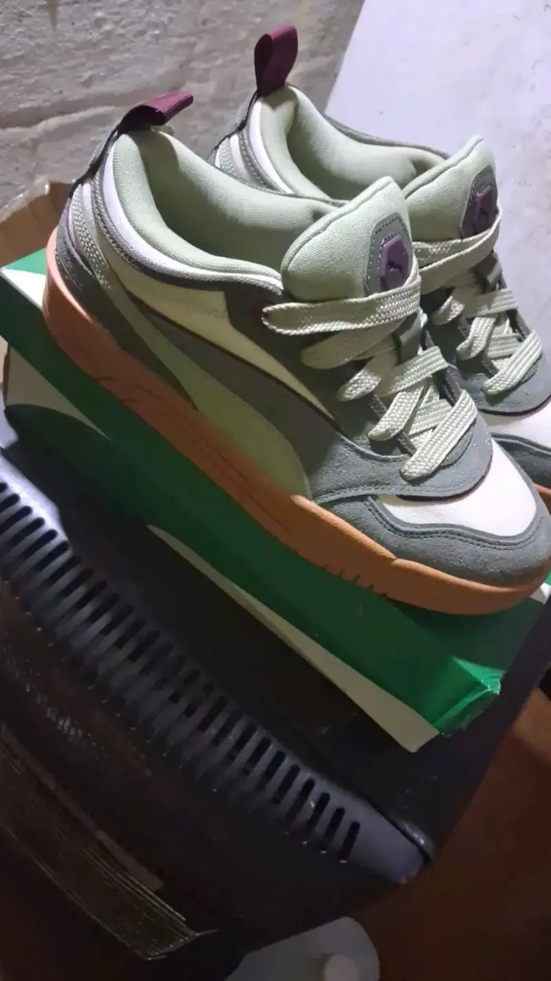 Zapatillas deportivas verdes y grises - 3