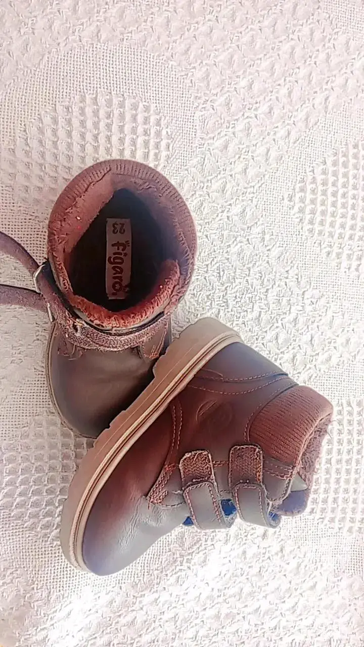 Botines marrones para niños - 2