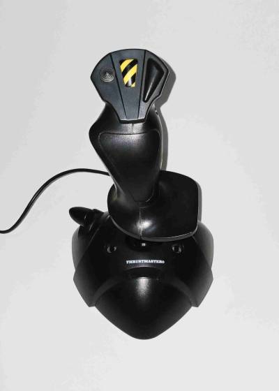 Joystick para simuladores Thrustmaster - miniatura 1