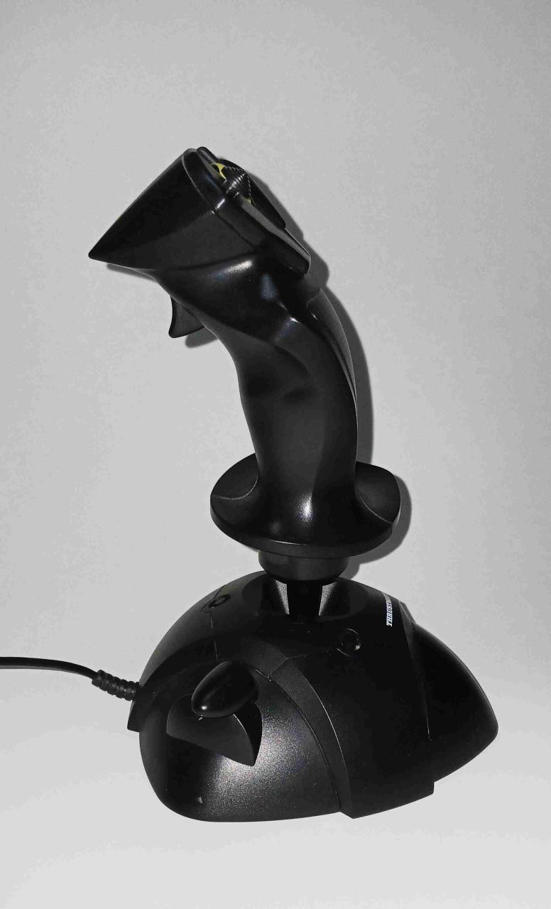 Joystick para simuladores Thrustmaster - 2