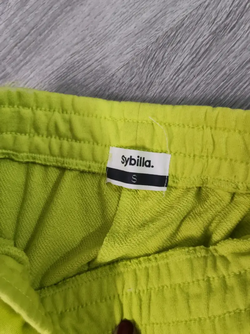 Pantalones deportivos amarillos - 2