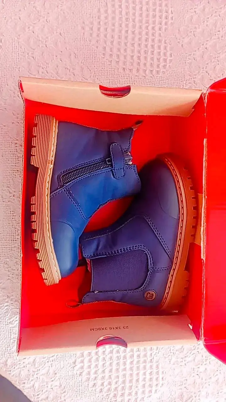 Botas azul para niños