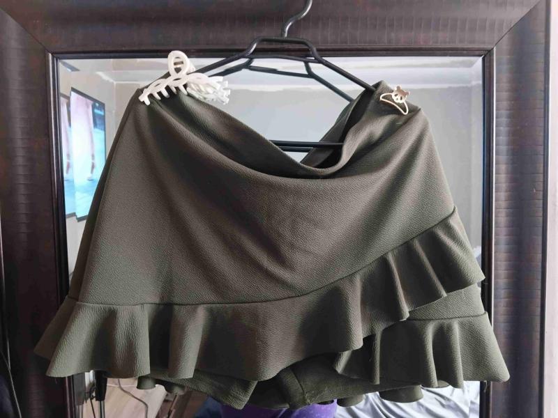 Falda sport verde y negro