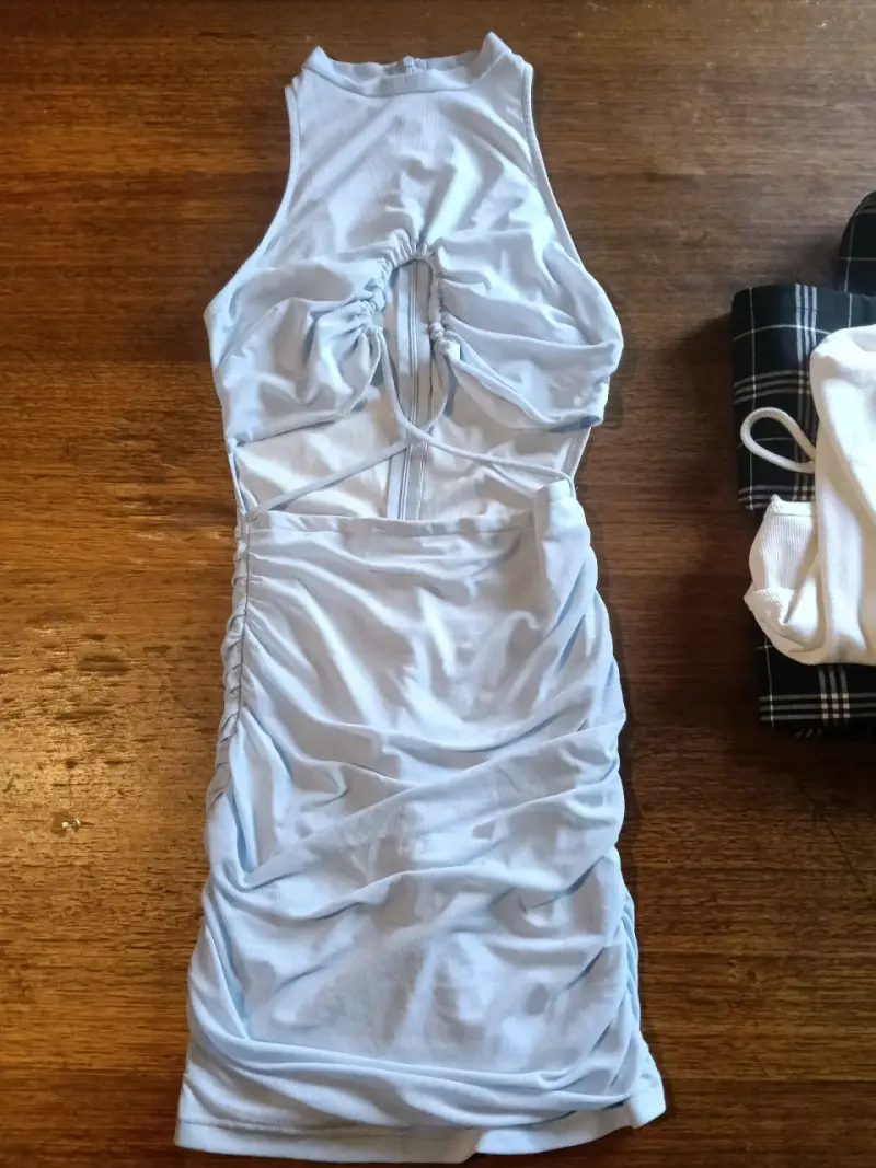 Vestido corto azul claro