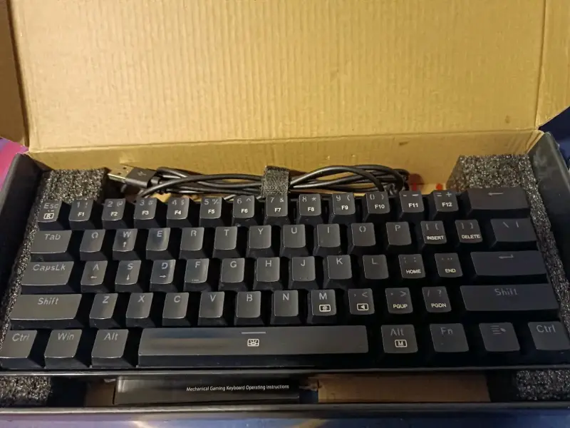 Teclado mecánico retroiluminado - 2
