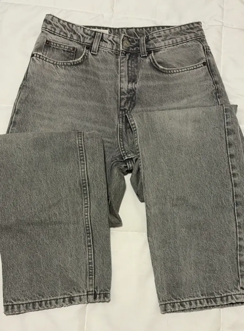 Jeans grises Zara