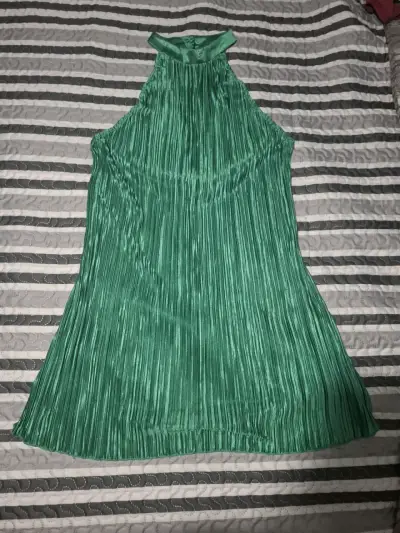 Vestido sin mangas verde plisado - miniatura 1