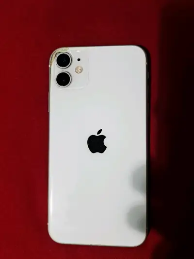 iPhone en buen estado - miniatura 2