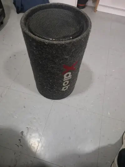 Subwoofer Xplode cilíndrico - miniatura 1