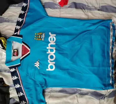 Camiseta retro Kappa Manchester city - miniatura 1