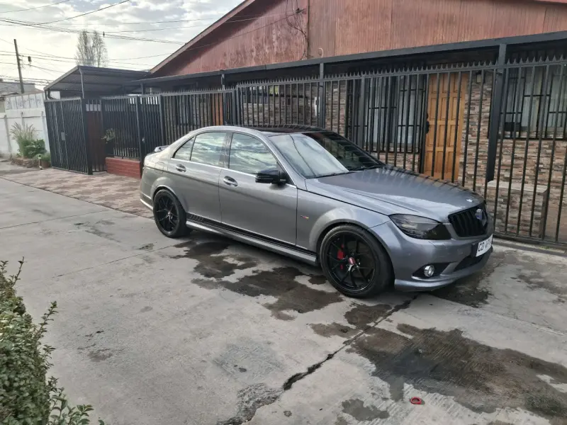 Mercedes C350 - 2