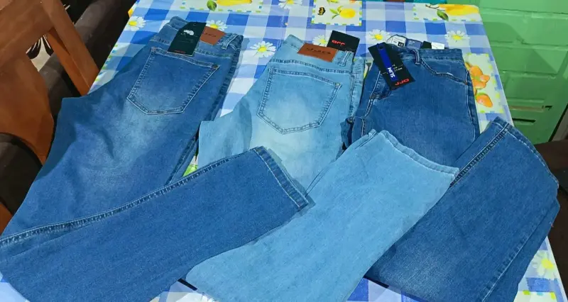 Lote de jeans variados